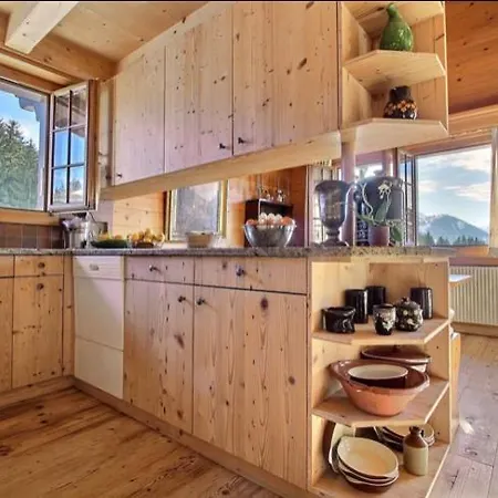 Soldanella 10 Guests * Gstaad